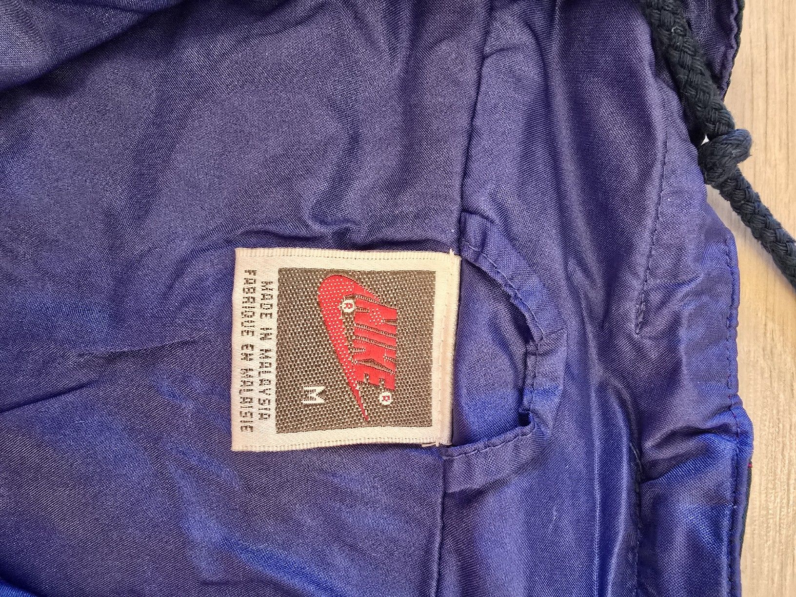 Nike Giacche: Originale Old School Nike Jacke, Windbreaker, Grösse M – Usato da Baden venduto da looney7 3