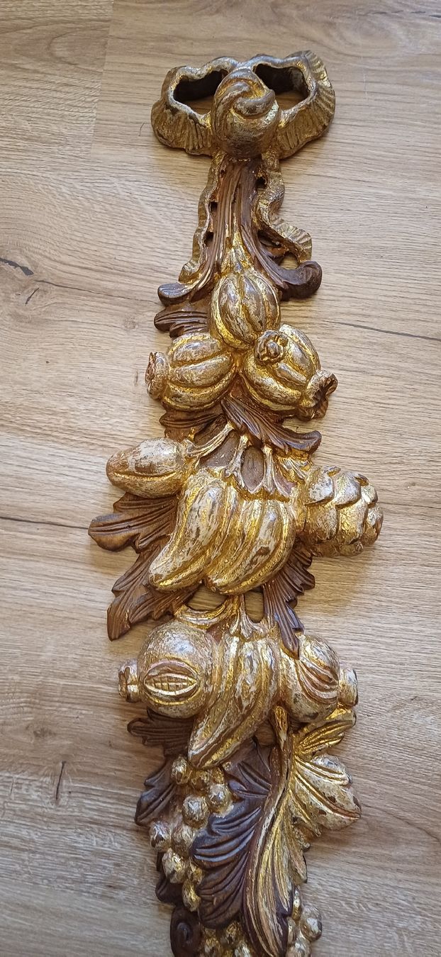 Tutte le decorazioni: Schöne geschnitzte Holzverzierung – Usato da Flawil venduto da Naphtali 4