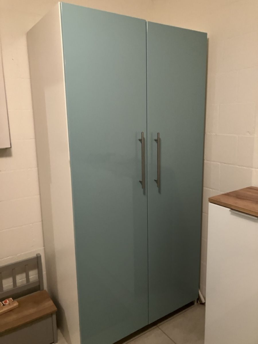 Armadi: IKEA Schrank – Usato da Jonen venduto da van_5b7m