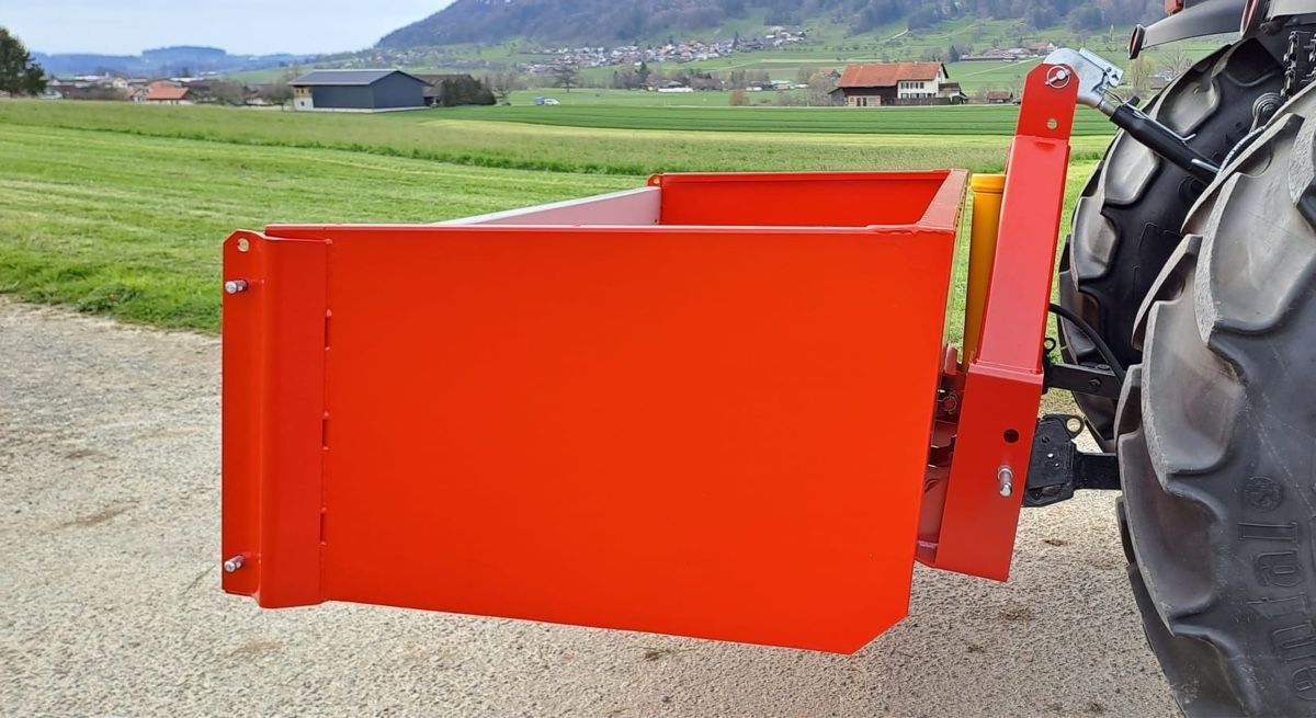 Tutte le macchine: Hydraulische Kippschaufel 2,2m – Nuovo e nell'imballaggio originale da Lommis venduto da gorenc-swiss 2