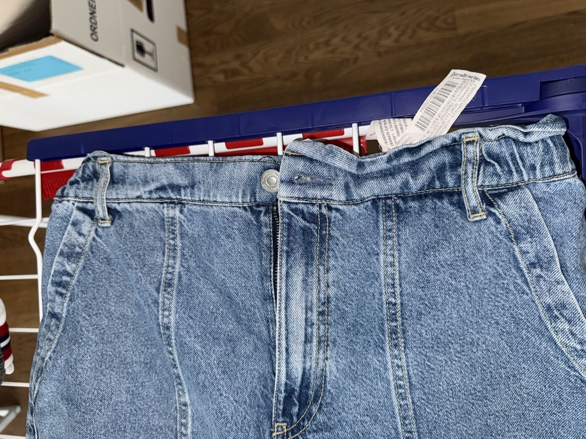 Stradivarius Jeans: Jeans Cargo Stradivarius Grösse L – Usato da Zürich venduto da bia_6kmj 2