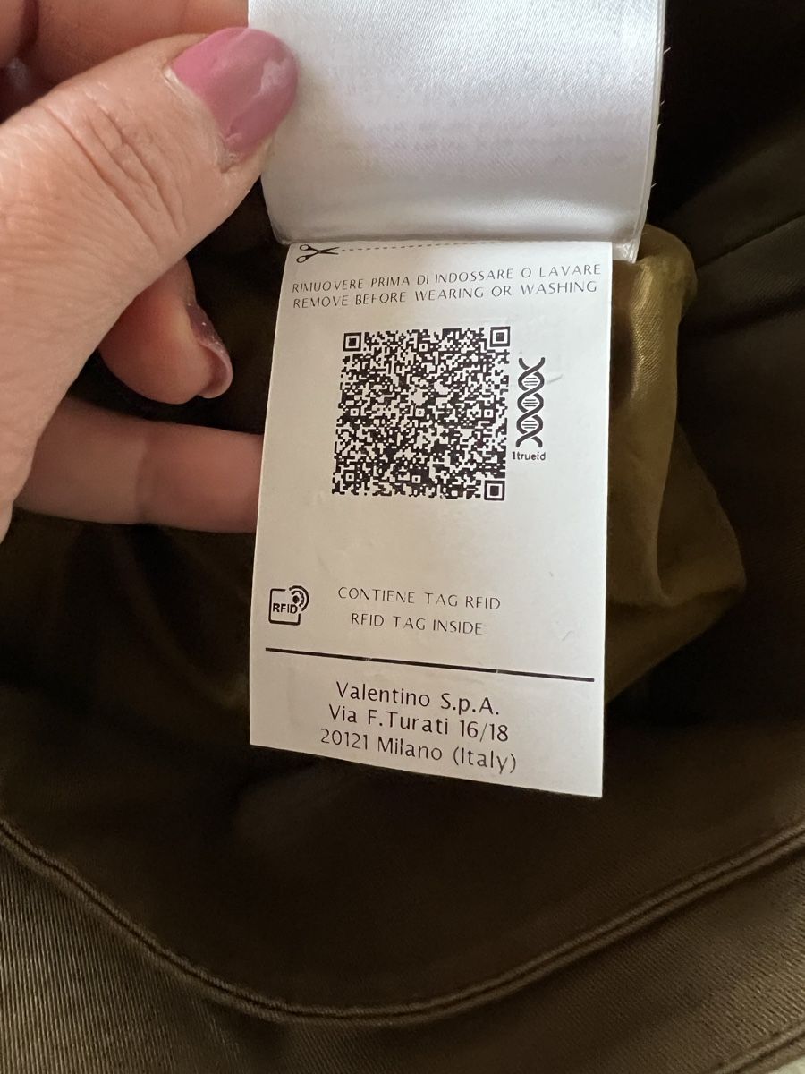 Valentino Röcke: VALENTINO MINIROCK/SHORTS – Gebraucht aus Steinhausen von Mimirose114 7
