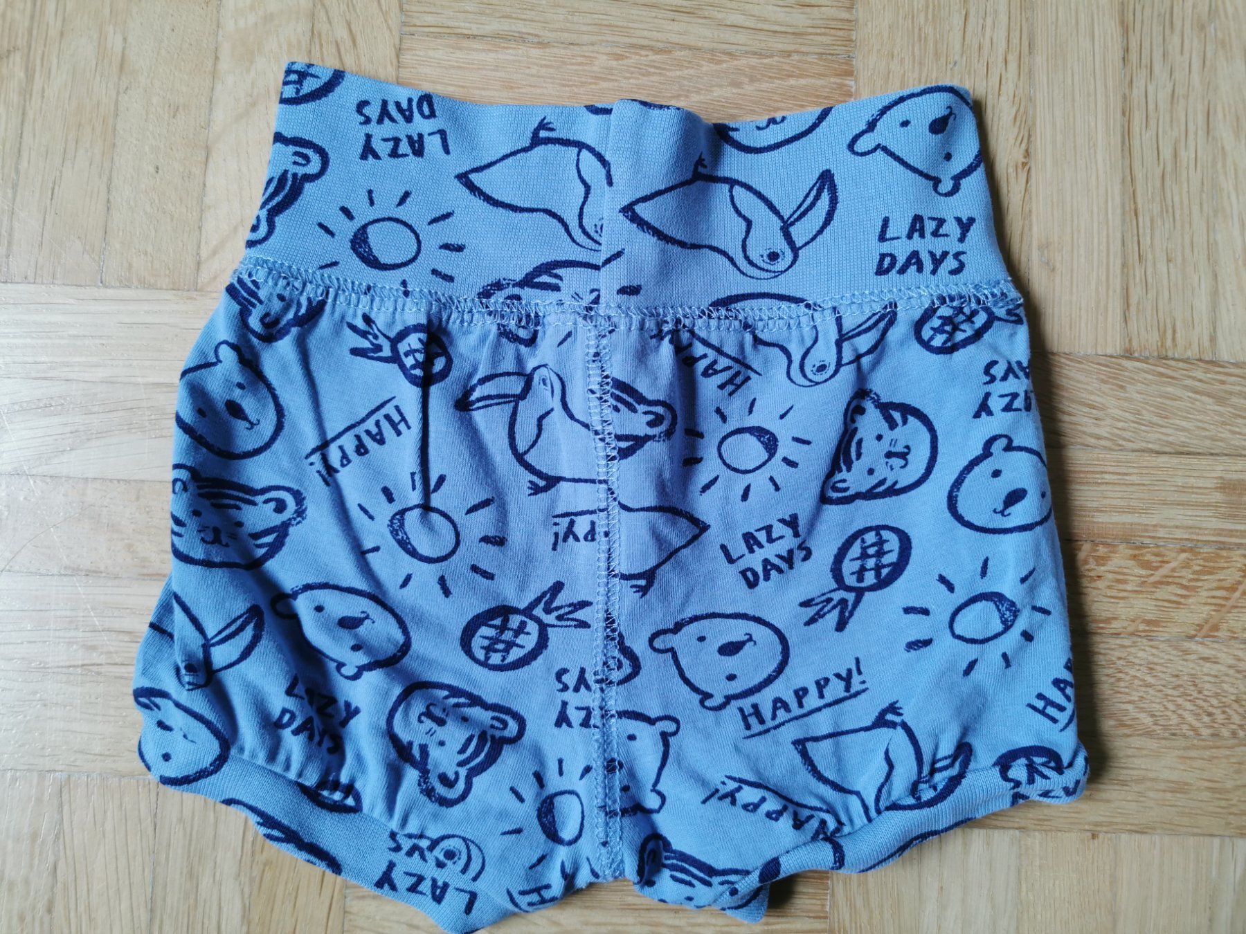 H&M Pantaloni: Shorts H&M Gr. 62 – Usato da Stäfa venduto da flamingo_17 2