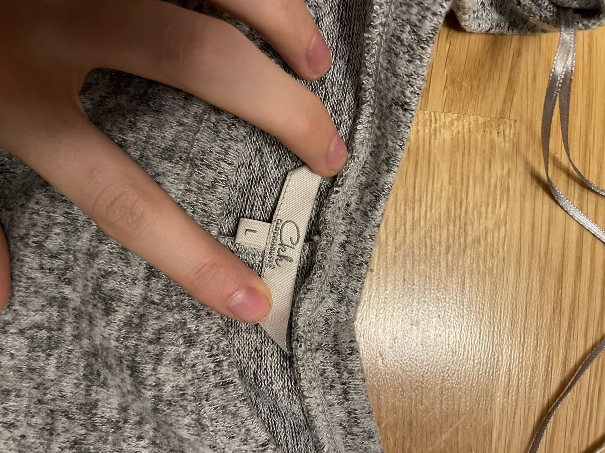 Kleider: Kleid Glockenärmel grau – Neu (gemäss Beschreibung) aus Dittingen von nje_9nlt 1