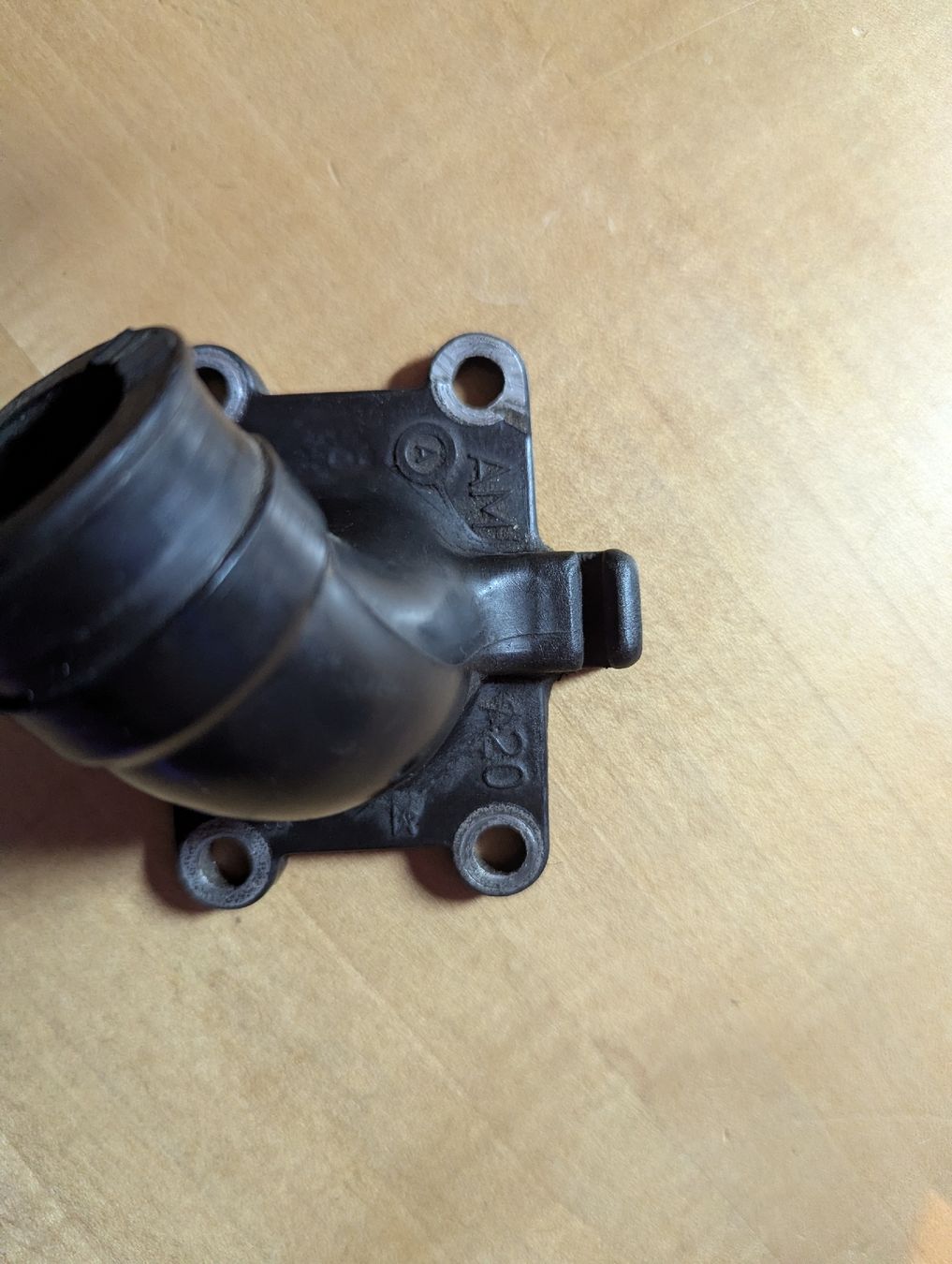 Parti ricambio per ciclomotori: Italkit Ansaugstutzen 20mm – Usato da Stettlen venduto da doggoegg 2