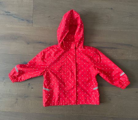 Regenjacke Kleinkind rot-weiss gepunktet, Grösse 92