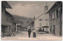ST. GEORGES La place, animée