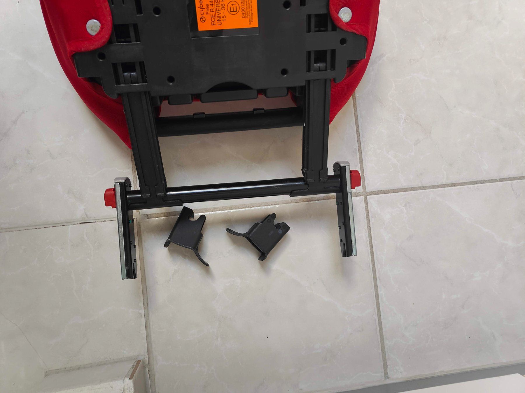Cybex Seggiolini per auto: Cybex 15-36kg – Usato da Adliswil venduto da mar_6frw 6