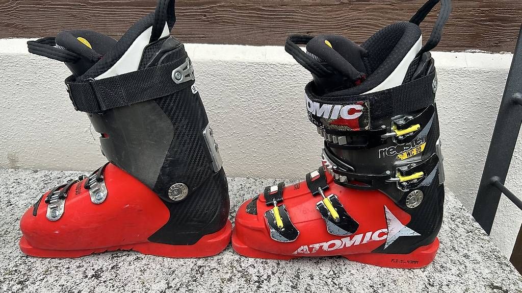 Scarpe da uomo: Skischuhe Atomic reaster WC 90 – Usato da Jonen venduto da Baebels 1