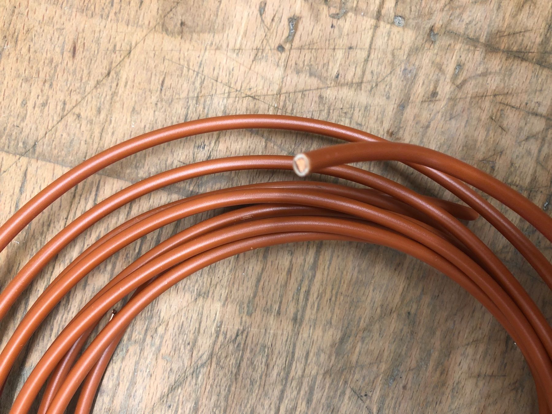 Kabel: 6mm2 Draht 1Leiter braun 3.5m – Neu und originalverpackt aus Dottikon von FaszinationEisenbahn 1
