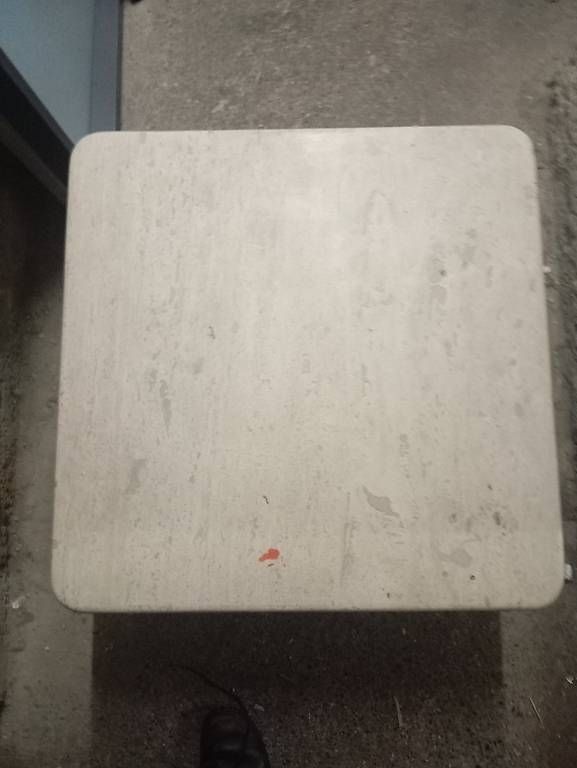 Tavoli: Tisch massiv aus Stein – Usato da Basel venduto da Petergunn 1
