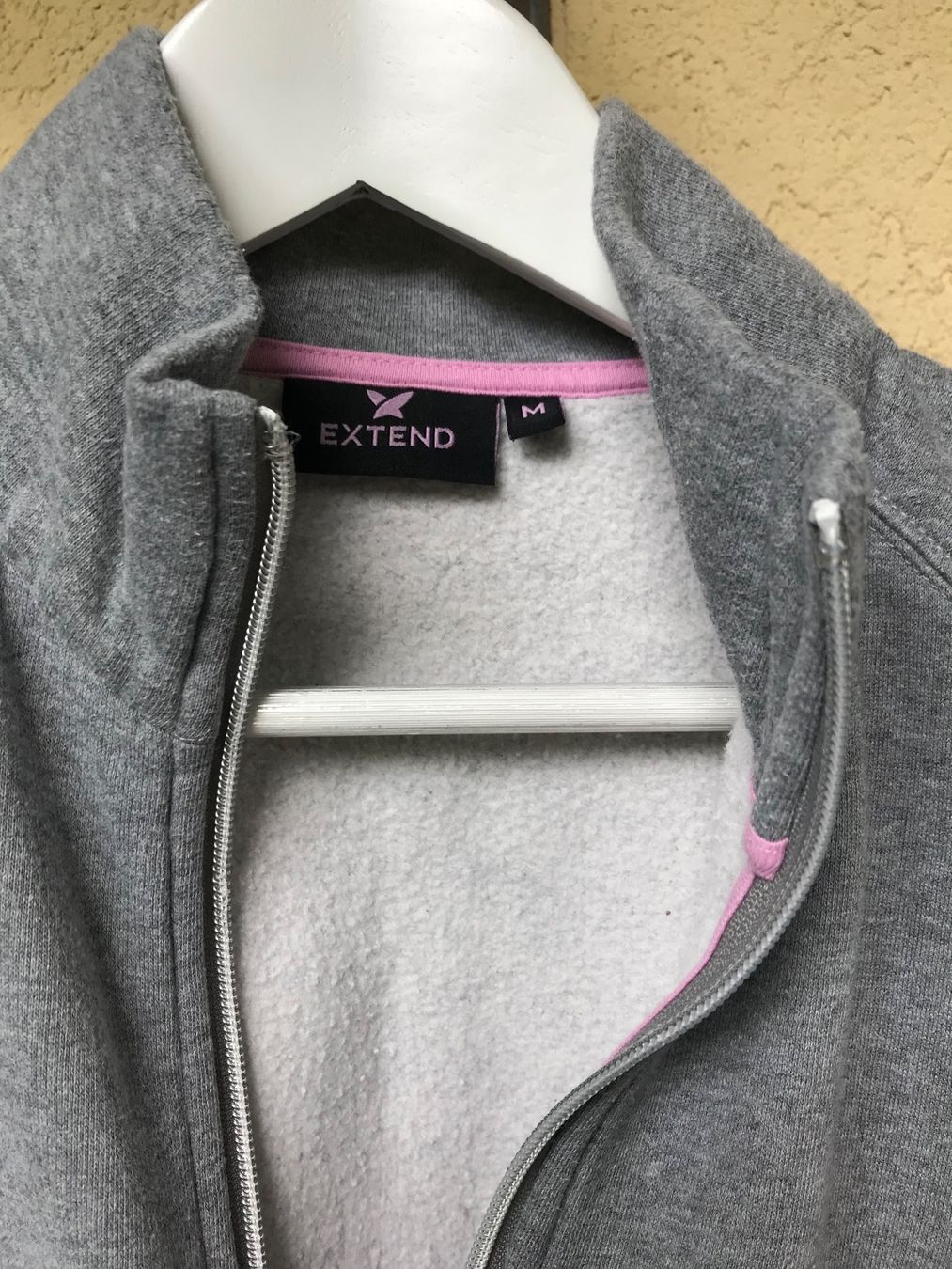 Giacche: Damen Jacke Grösse S von Extend – Usato da Au/ZH venduto da markthallerapperswil 1
