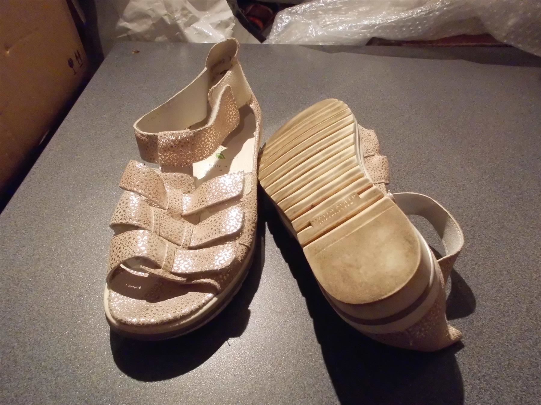 Chaussures femmes: Sandale Grösse 5, Waldläufer, beige – D'occasion à Zürich par abraxas1291