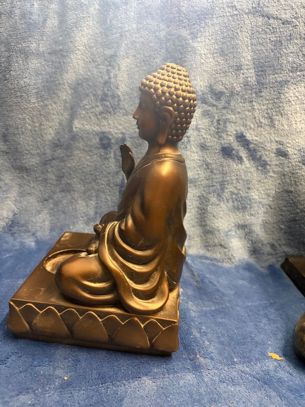 Tutte le decorazioni: Sitzender Buddha 23cm hoch – Usato da Mollis venduto da Hg 2