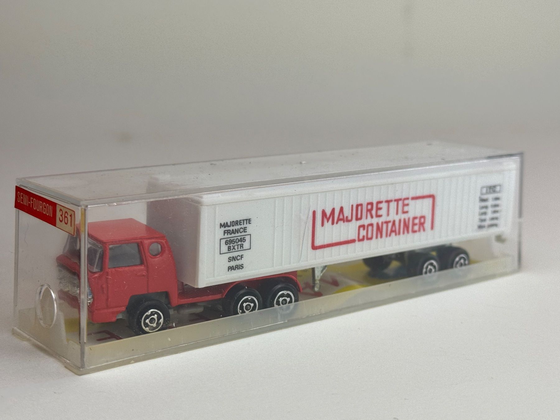Majorette Modellini d'auto: CH- Majorette Container Sattelzug rot – Usato da Elm venduto da Wikmtz