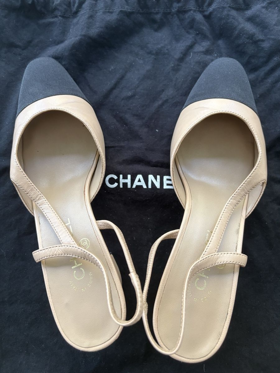 Chanel Damenschuhe: Chanel Slingback Pumps in beige/schwarz – Gebraucht aus Zürich von mausi030 1