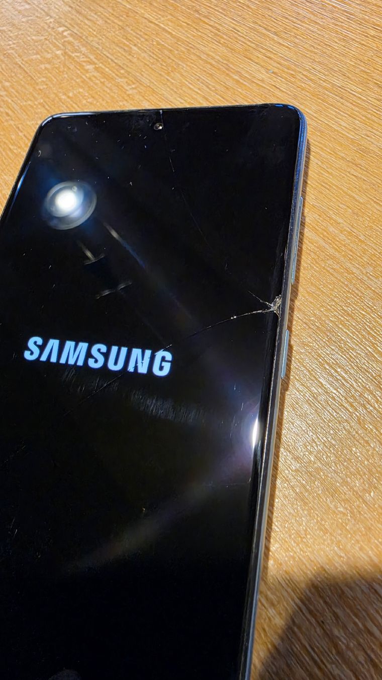 Samsung Telefoni cellulari / Smartphones: Samsung A71 128 GB – Difettoso da Plagne venduto da mattvo66 4