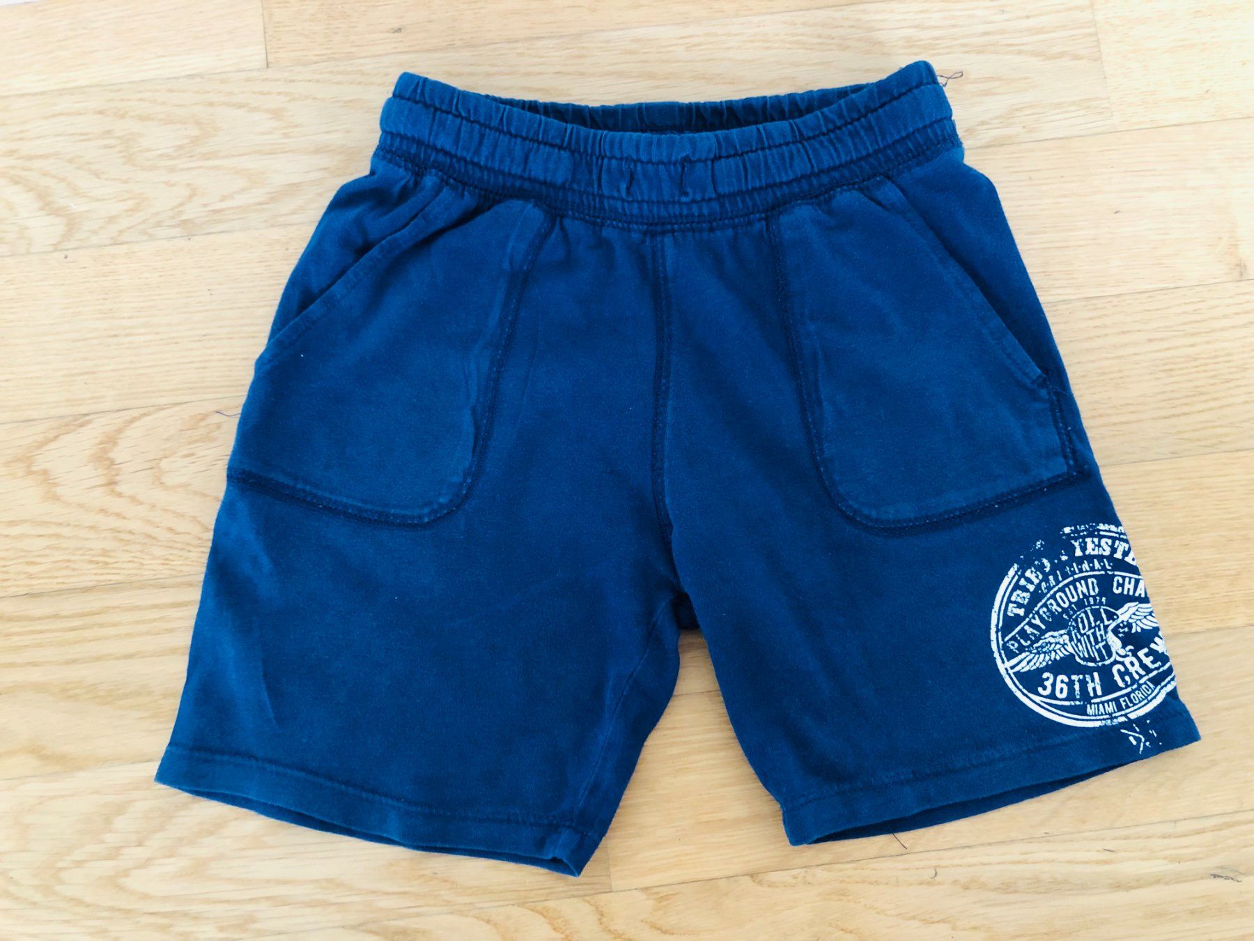 H&M Pantaloni: Kurze Hose von H&M Gr.110 – Usato da Buchs SG venduto da sunset55