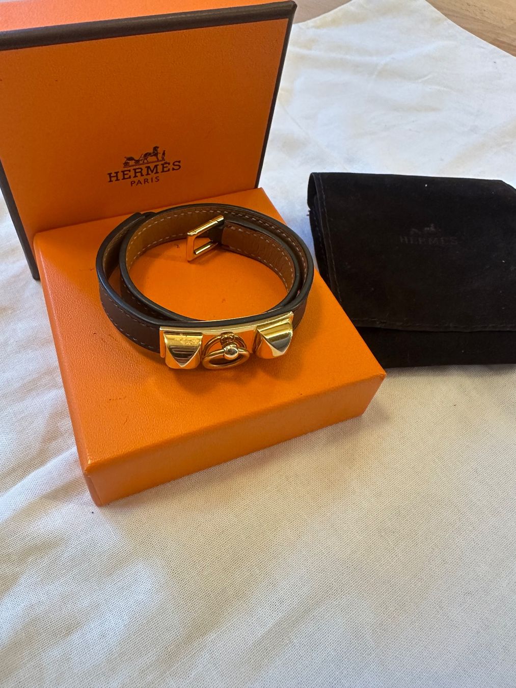 Hermès Bracciali & Braccialetti: HERMES Rivale leather bracelet – Nuovo (secondo la descrizione) da Luzern venduto da Miausie