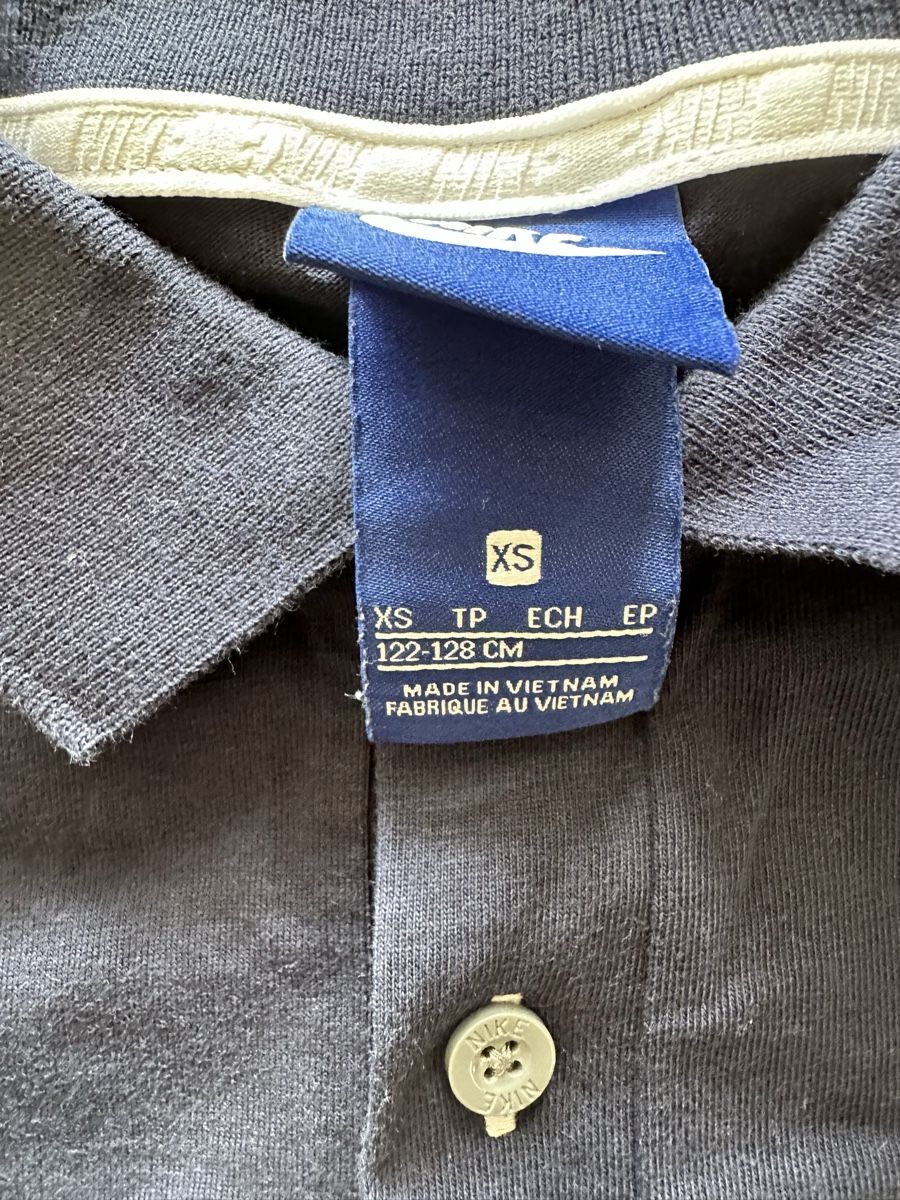 Nike Camicie, T-shirt & Polo: Nike Poloshirts Grösse 122/128 – Usato da Boppelsen venduto da Hello_Sun 1