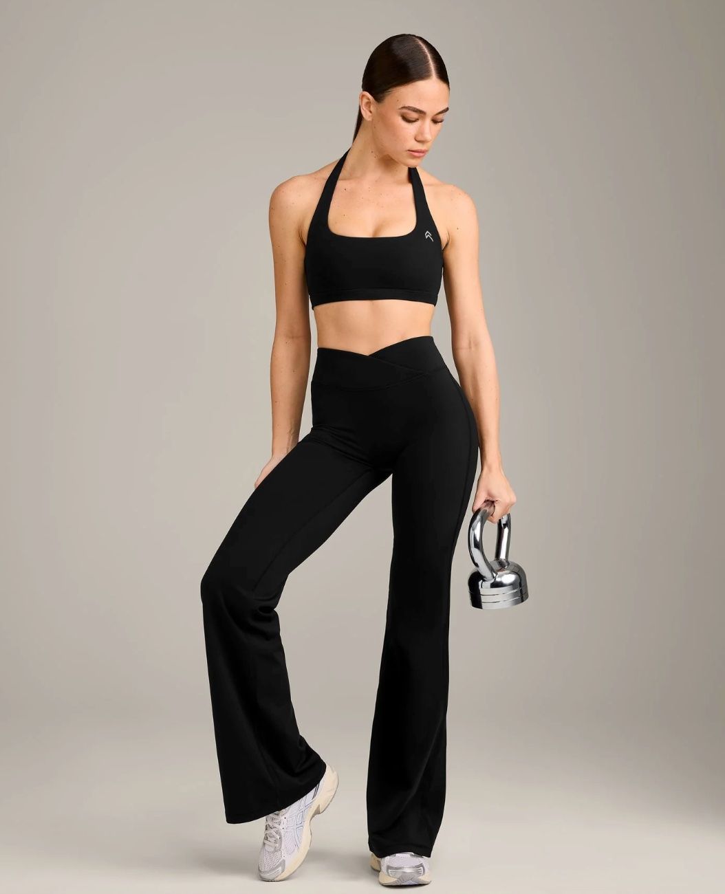 Leggings: Oner Active Unifiedmove™ Wrap Flared Bottoms - Black – Usato da Zürich venduto da SNovo 1