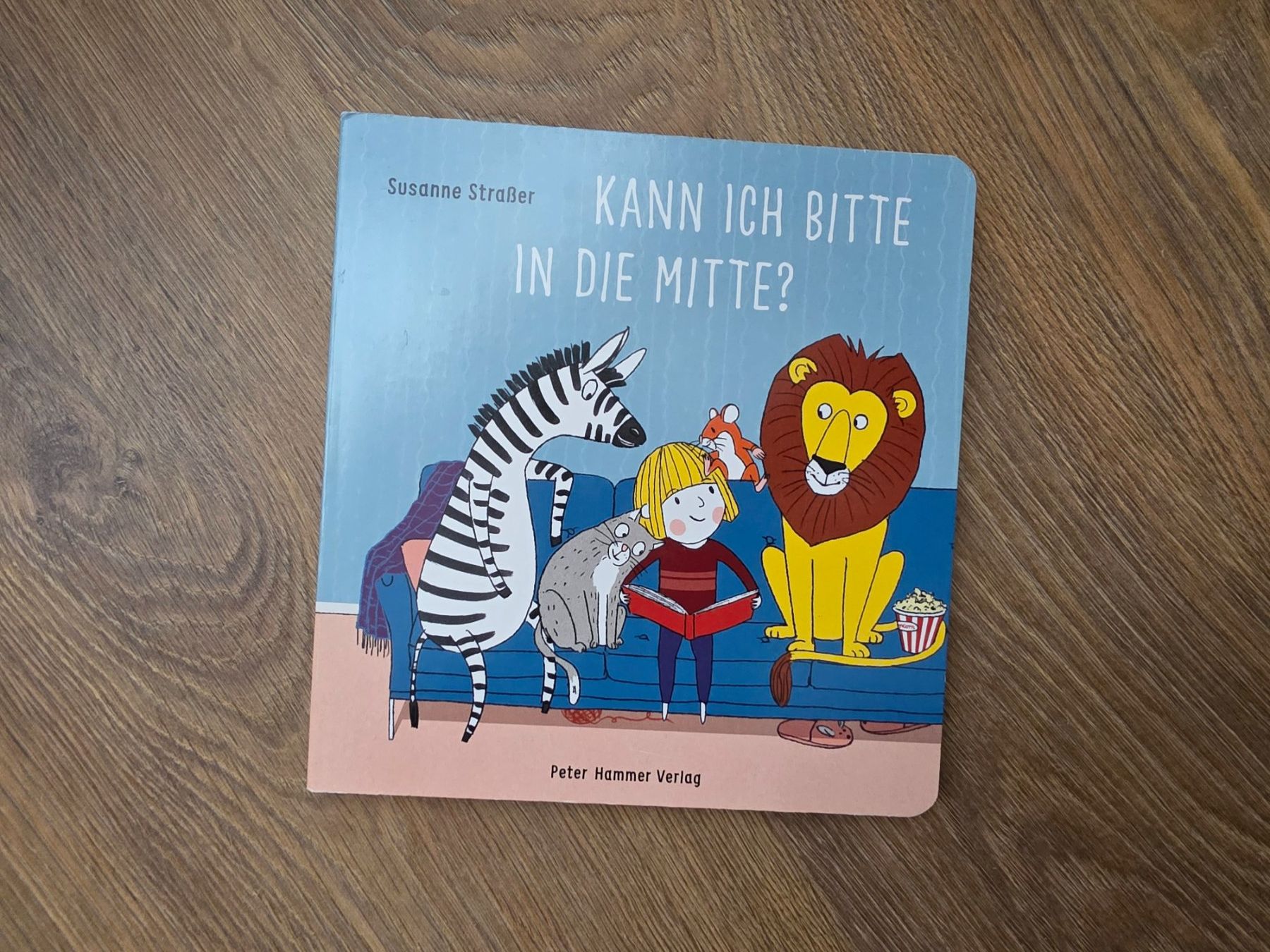 Libri: Kinderbuch: Kann ich bitte in die Mitte? – Nuovo (secondo la descrizione) da Nebikon venduto da Japostyle
