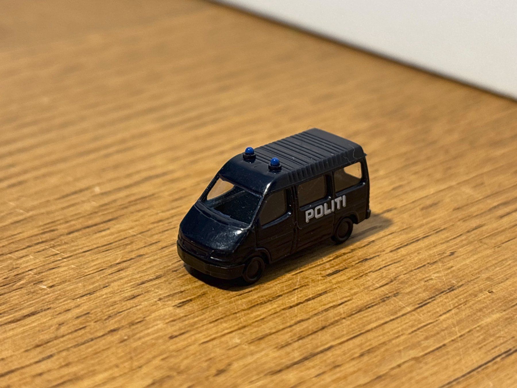 Modellini di ferrovie: M0885: Polizei (Spur N) – Usato da Birsfelden venduto da Birs_25 1