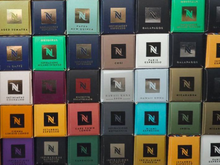 Nespresso Cibi & Specialità: Boîtes Nespresso vides - éditions limitées – Usato da Corseaux venduto da 4CAHUETE 2