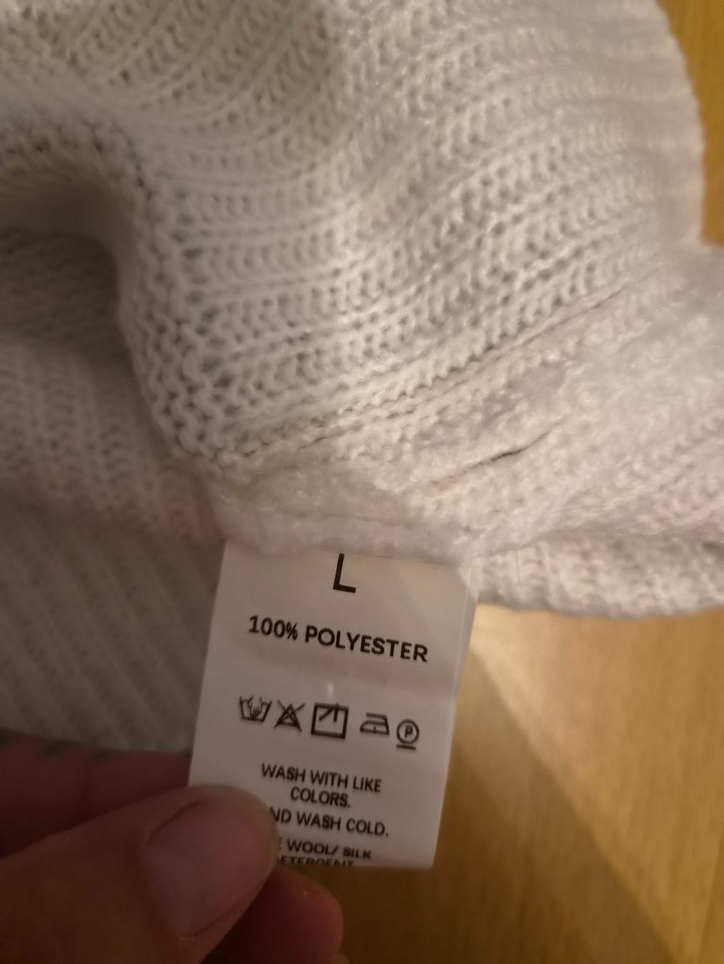 Pullover & Sweatshirts: Damen Pullover Blumenmuster Grösse L neuwertig – Gebraucht aus Mumpf von Fabis_Shop 2