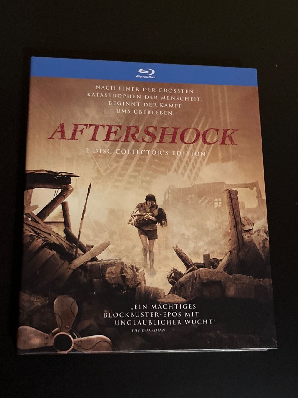 Tutti i DVDs: Blu-ray - Aftershock, 2 Disc, Mediabook, Collector's Editon – Usato da Luzern venduto da Jiggy_8898
