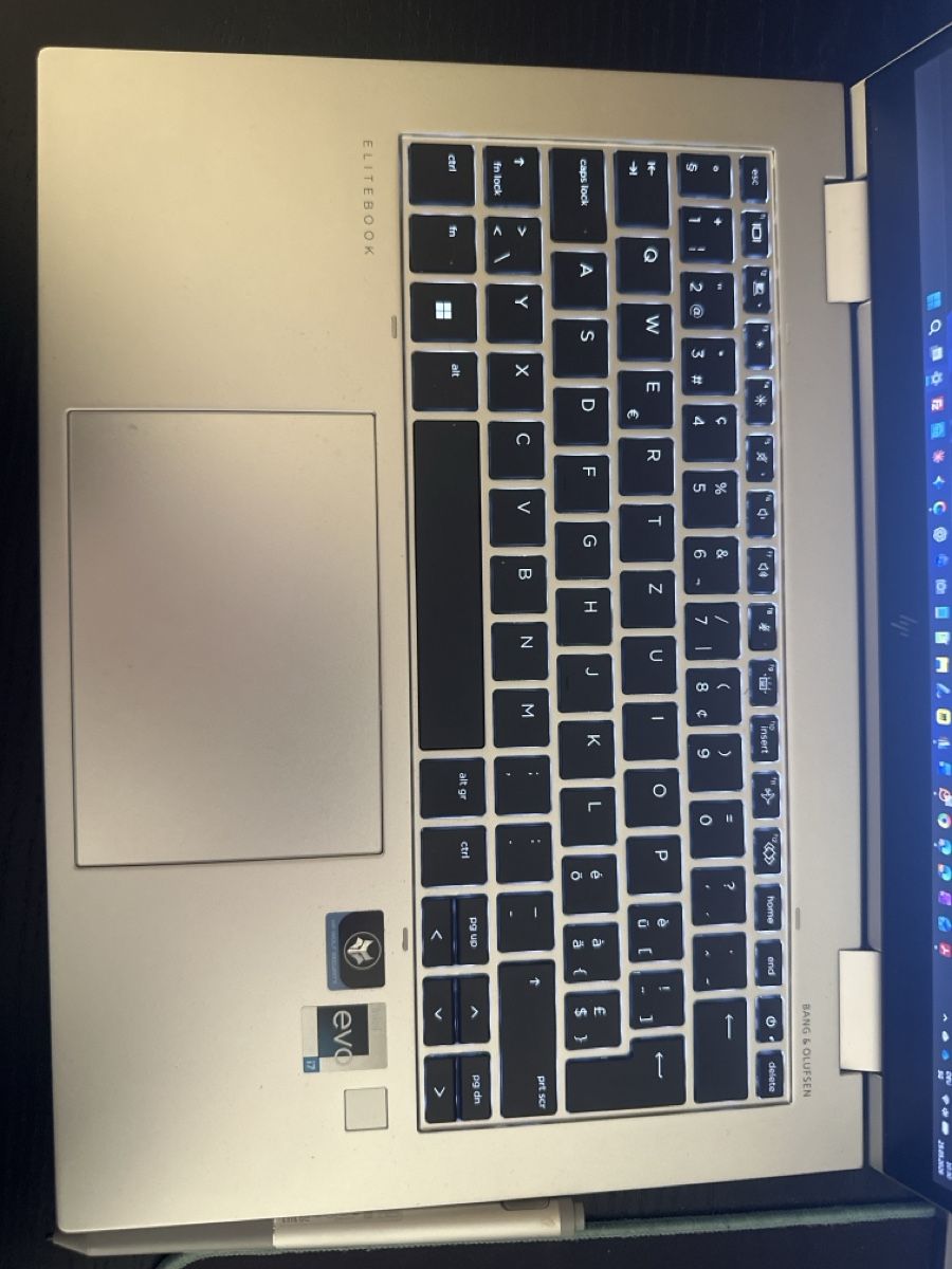 Notebook: HP EliteBook x360 1040 G9 – Usato da Wabern venduto da fuxubus 3