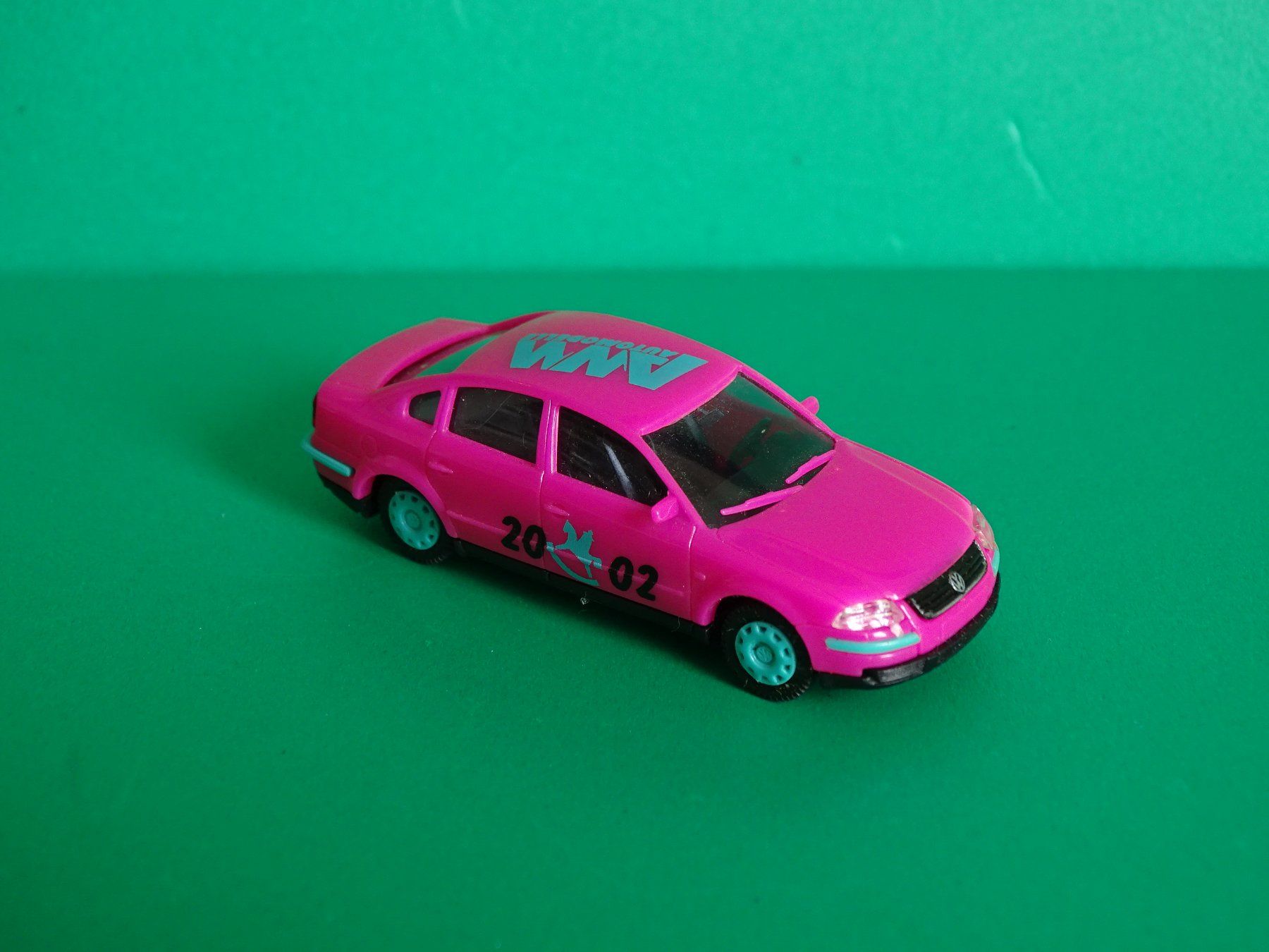 AWM Modellini d'auto: VW Passat von AWM 1/87 – Usato da Bretzwil venduto da Meex 1