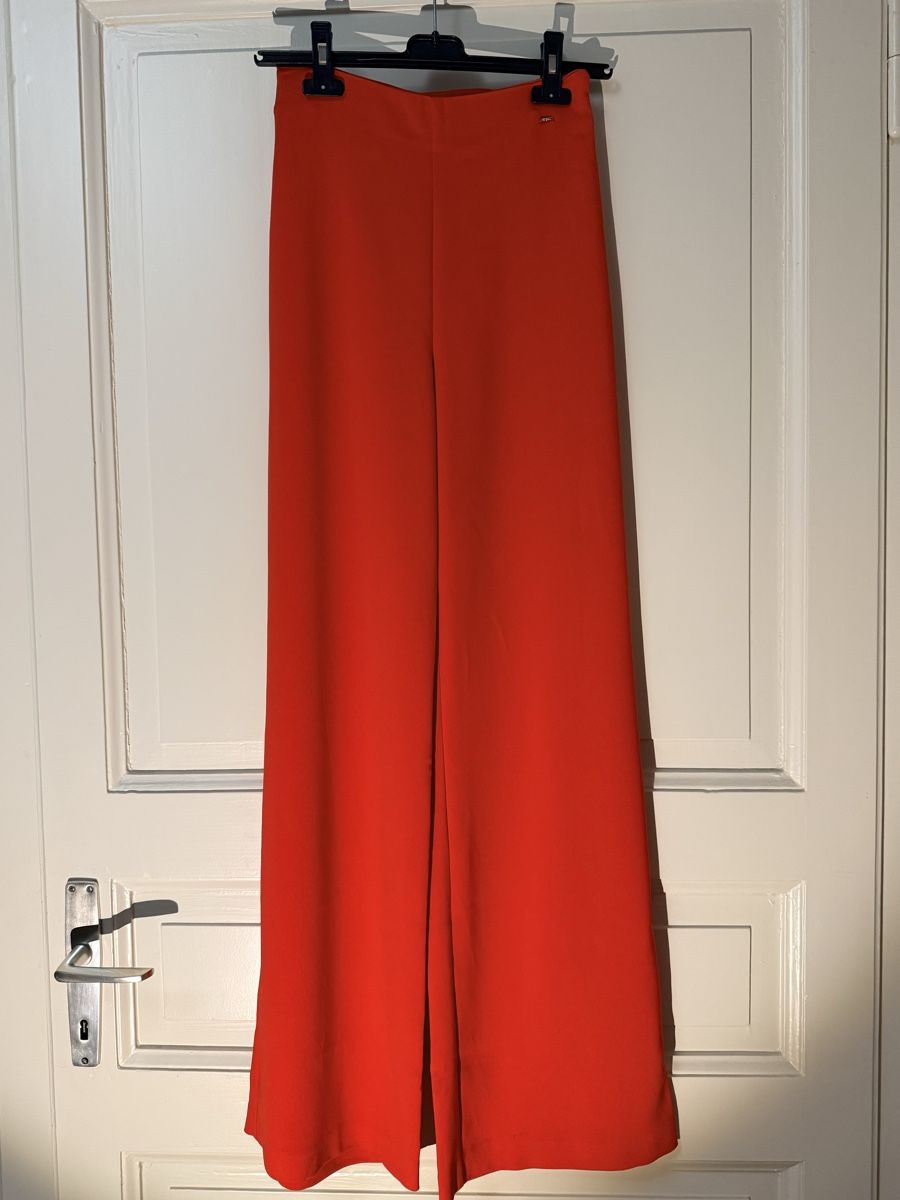 Pinko Pantaloni: Pantaloni PINKO  – Nuovo (secondo la descrizione) da Bellinzona venduto da bul_mvy5