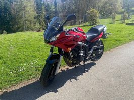 Yamaha FZ6 / Idealer Sport-Tourer / Red. 25 kW / inkl. ABS 
