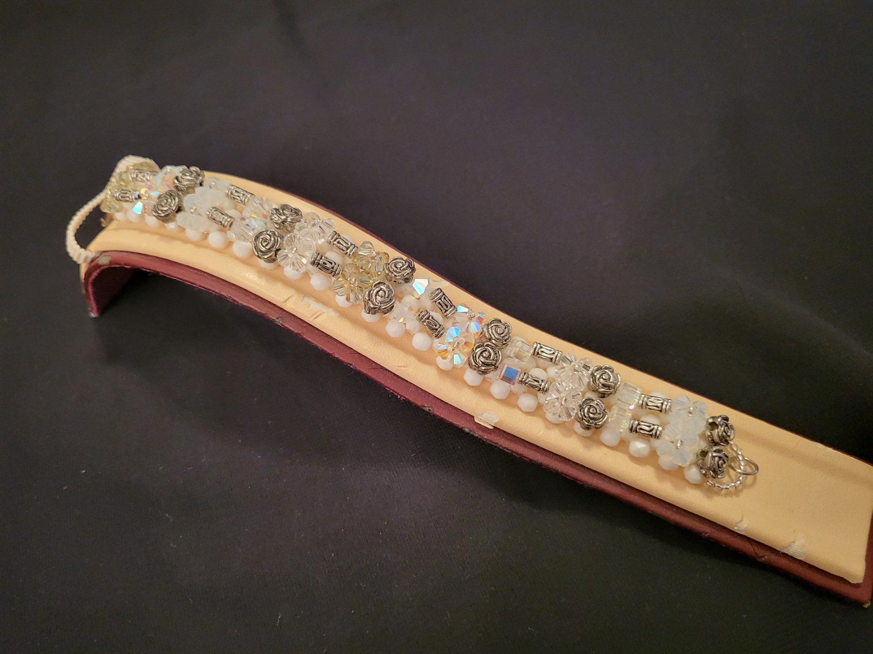 Bracciali & Braccialetti: Handgemachte swarovski Armkette – Nuovo (secondo la descrizione) da Dietikon venduto da Eleda