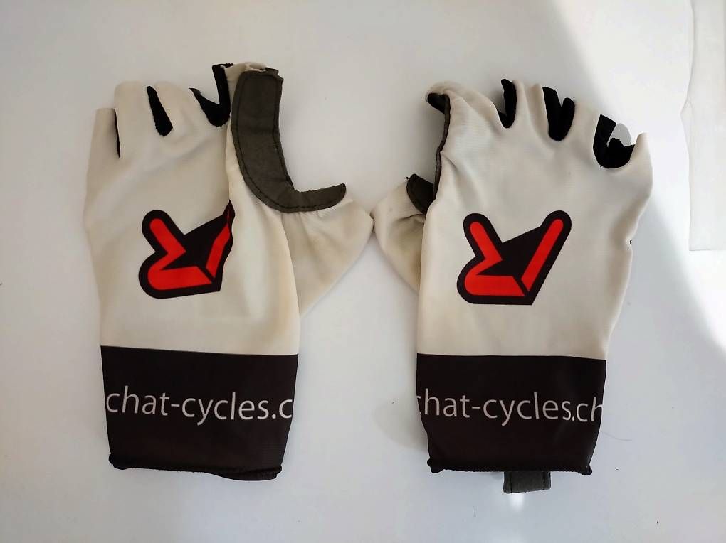 Guanti & manicotti: Gants vélo – Usato da Gland venduto da bstn9