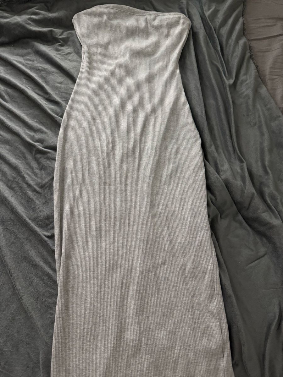 Kleider: Graues, geripptes Sommerkleid mit Schlitz - Neu! – Neu (gemäss Beschreibung) aus Boswil von virgi06 1