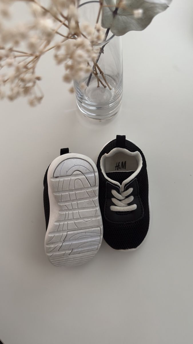 H&M Scarpe per ragazzi: Baby sneakers – Usato da Zürich venduto da KrisZH 2