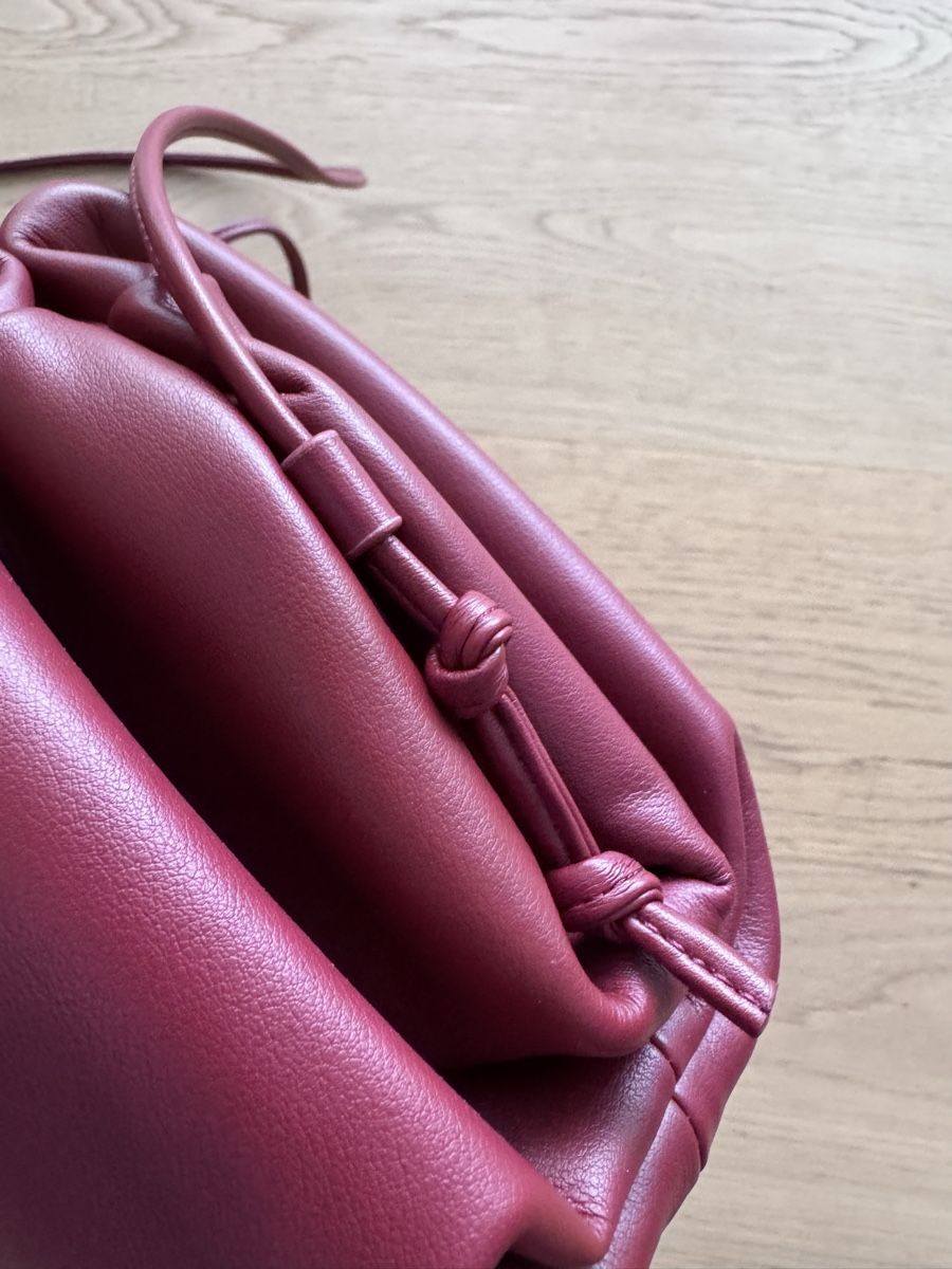 Sacs femmes: Chic burgundy leather handbag – Neuf (Voir description) à Zürich par ImaShela 5