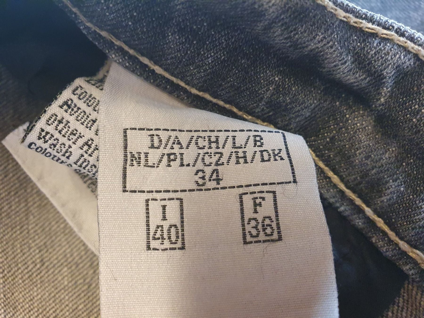 Pantaloni: Hose – Usato da Moosseedorf venduto da Sonnenschein.. 3
