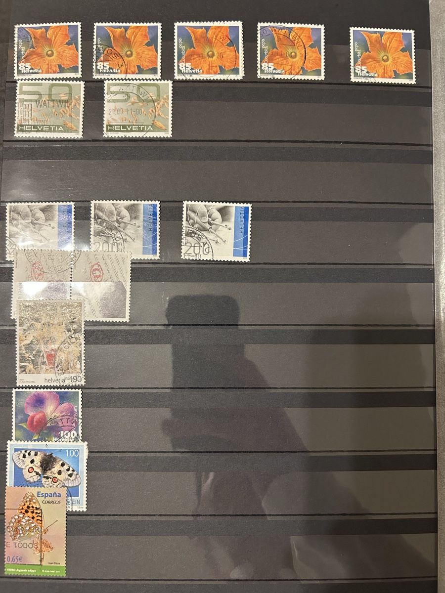 Tutti i francobolli: Briefmarken wie auf Bilder – Usato da Wattwil venduto da Uh23 1