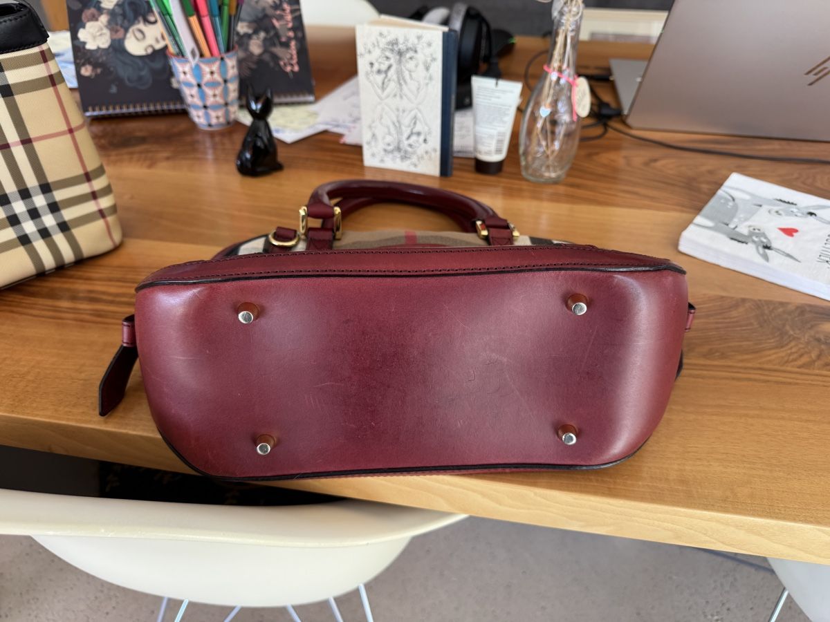 Burberry Borse da donna: Burberry Handtasche Check canvas top zustsnd – Usato da Gipf-Oberfrick venduto da Iberico 4