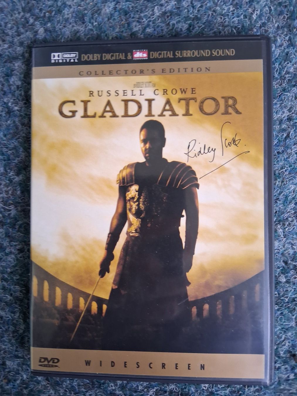 Tous les DVDs: GLADIATOR      DVD – D'occasion à Wetzikon ZH par Ramones01