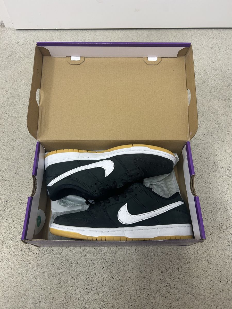 Nike Scarpe da uomo: Nike Dunk Low SB Black White Gum – Nuovo e nell'imballaggio originale da St.Gallen venduto da y.vrn1