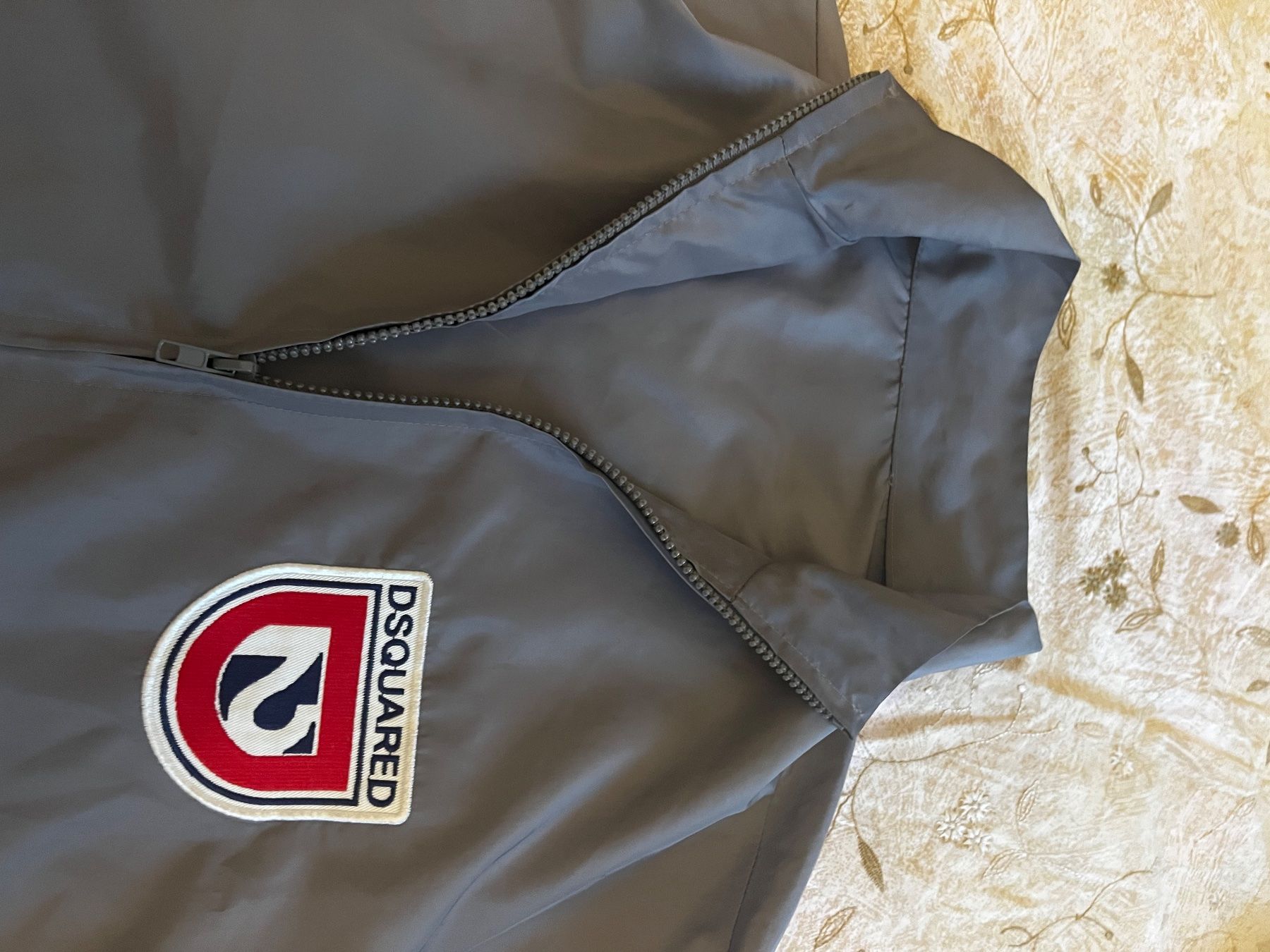 Dsquared2 Vestes: Vintage Dsquared windbreaker jacke Gr.s/m – D'occasion à Zürich par zoh_26cj 1