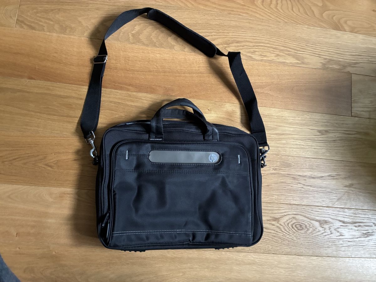Borse: HP Laptop Bag - new – Nuovo e nell'imballaggio originale da Untersiggenthal venduto da mic_ksv9