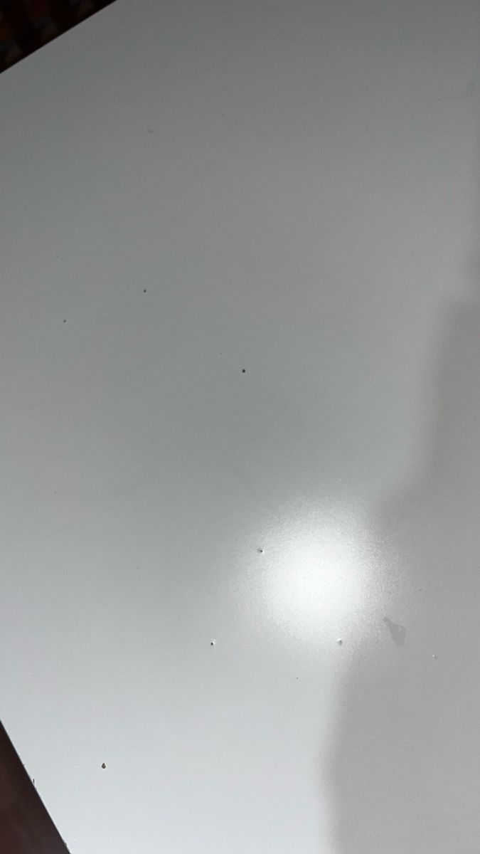 Ikea Tavoli: Weisser Ikea Bürotisch – Usato da Basel venduto da jul_7hth 2