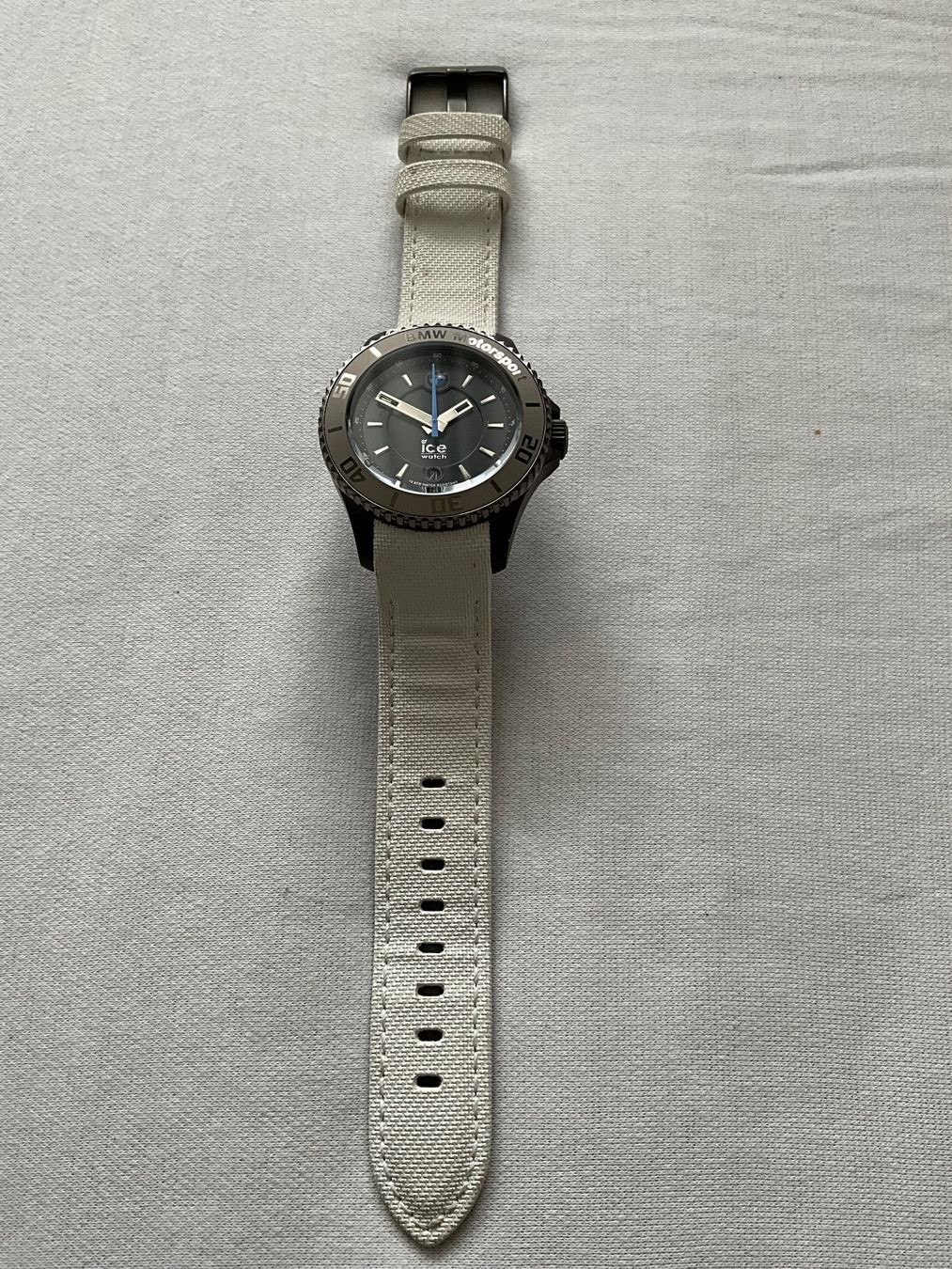 Ice watch Orologi: Montre BMW - ICE Watch – Nuovo (secondo la descrizione) da Morges venduto da KamitE