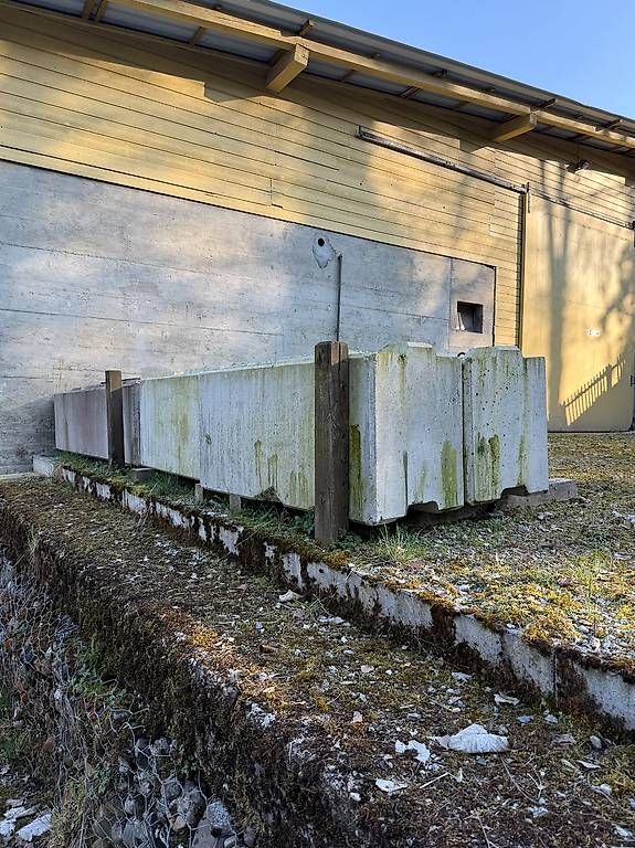 Pietre & tegole: Betonblockstein – Usato da Arbon venduto da Vollgas_78