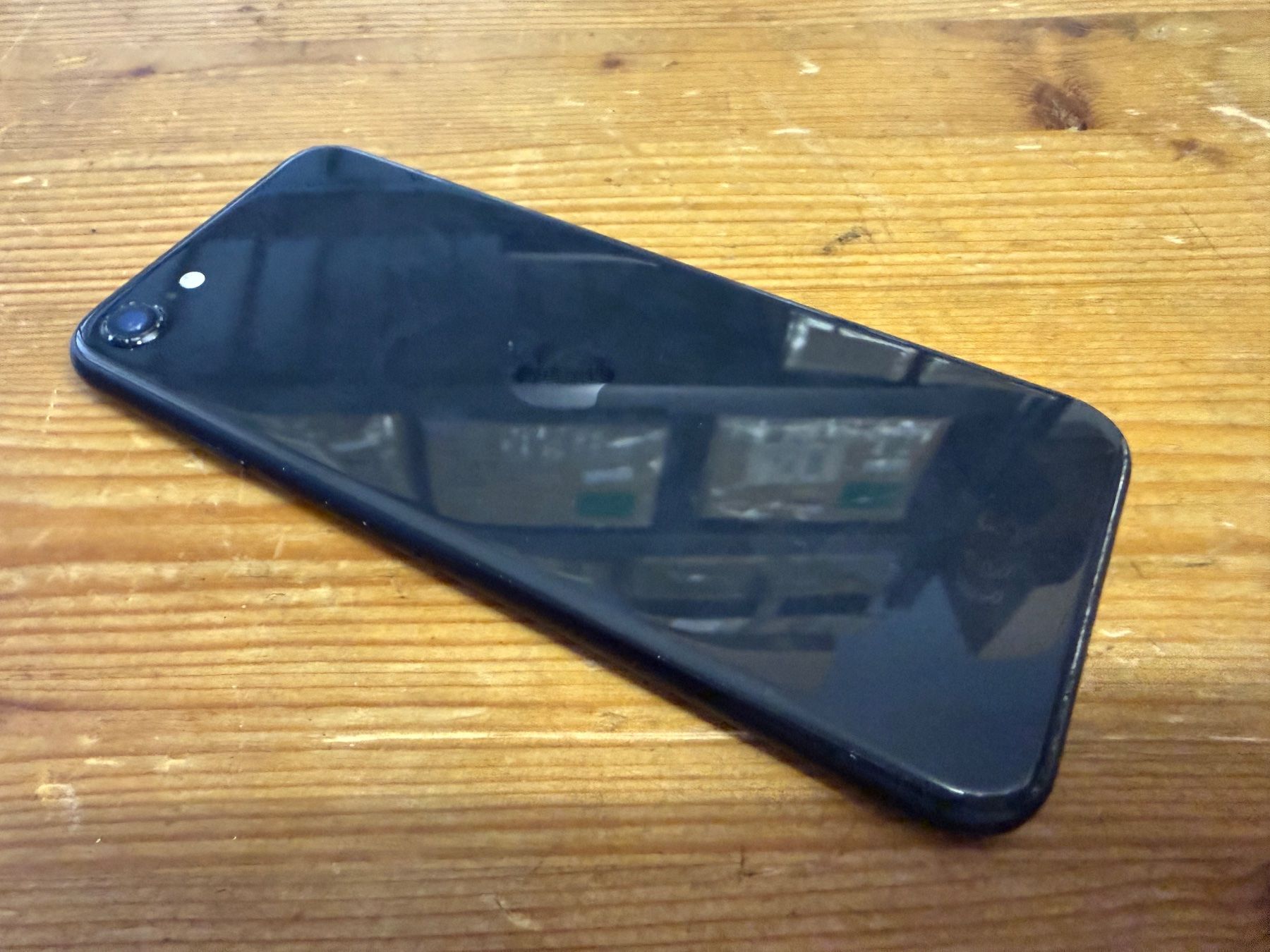 Apple Portables: iPhone SE 2. Gen 64GB – D'occasion à Siebnen par icrservicesolutions 3